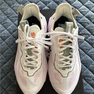 Sorel Pink and White Women's Sneakers